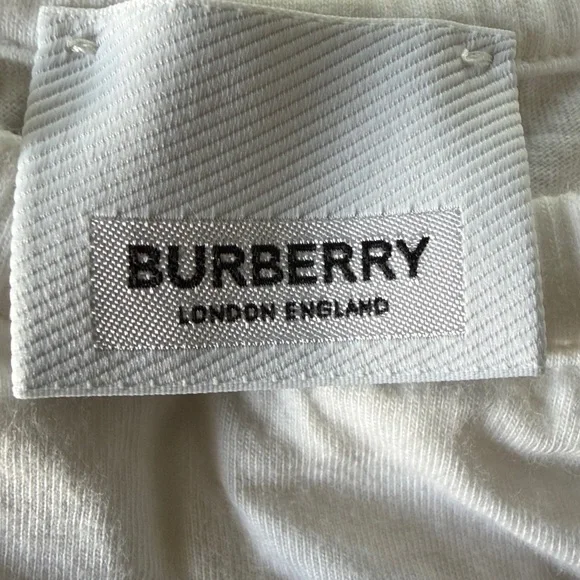 Burberry onsie 6 months - Picture 6 of 7